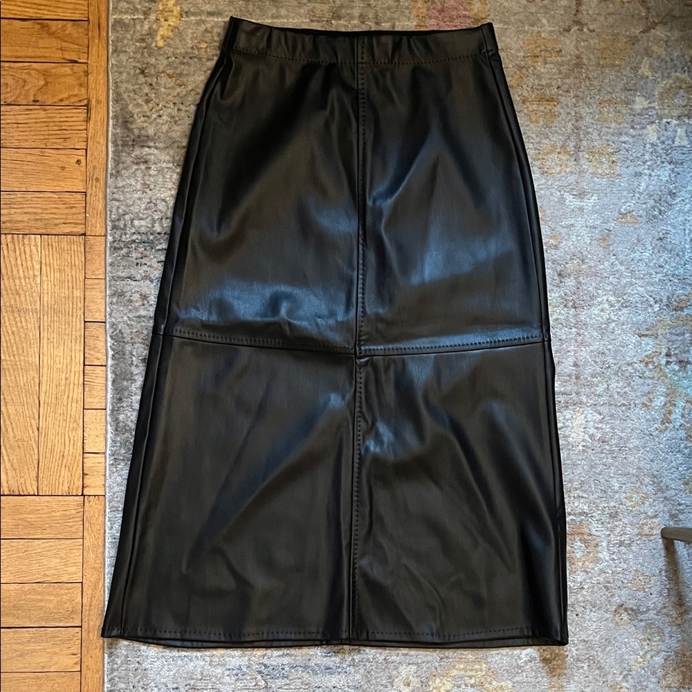 Max Studio NWT midi skirt fax leather black size small